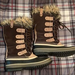 Sorel Joan of Arc snow boot size 10